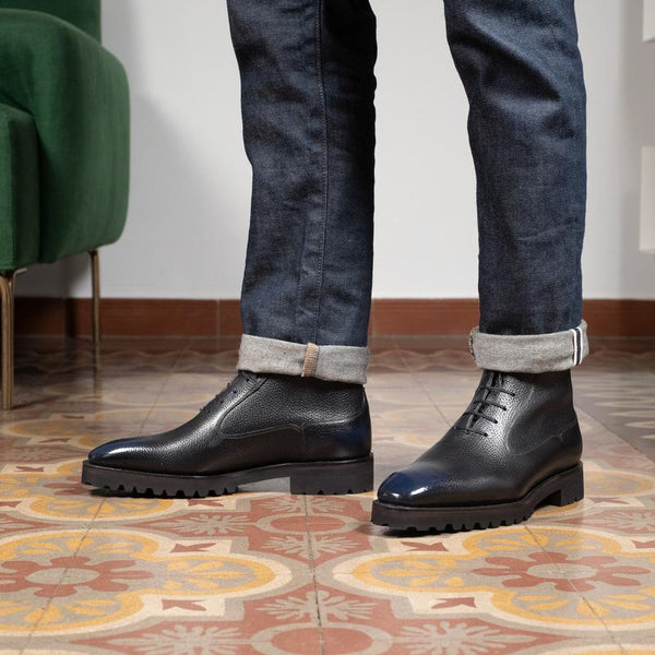Solid Lace- Up Men Boot