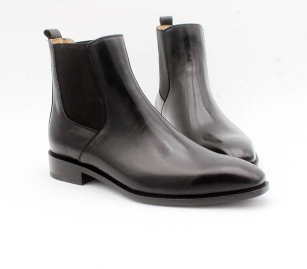 Timeless Calf Leather Chelsea Boot