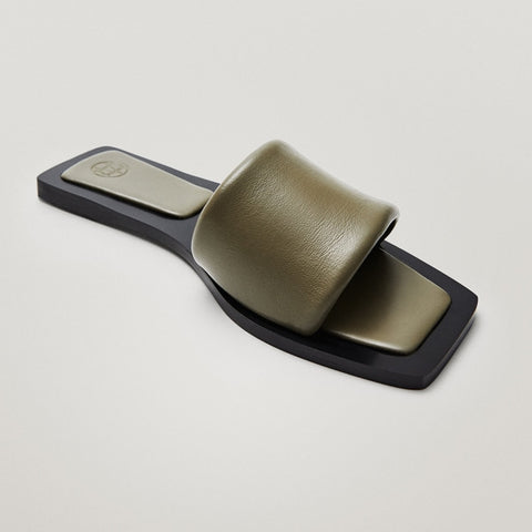 Simple Leather Slide